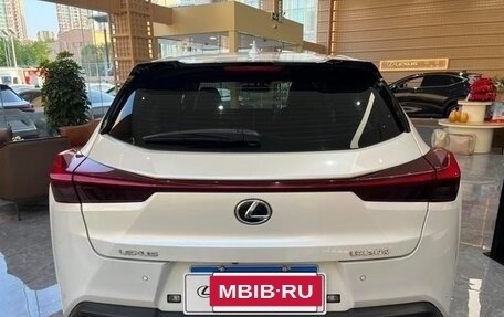 Lexus UX I, 2022 год, 2 340 000 рублей, 5 фотография
