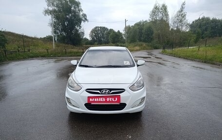 Hyundai Solaris II рестайлинг, 2011 год, 699 000 рублей, 5 фотография
