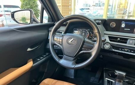Lexus UX I, 2022 год, 2 340 000 рублей, 9 фотография