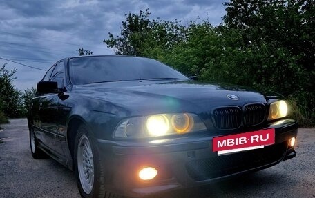 BMW 5 серия, 1998 год, 520 000 рублей, 3 фотография