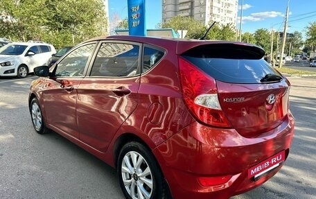 Hyundai Solaris II рестайлинг, 2011 год, 599 000 рублей, 3 фотография