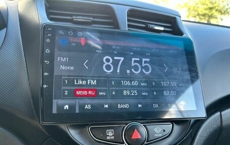Hyundai Solaris II рестайлинг, 2011 год, 599 000 рублей, 12 фотография