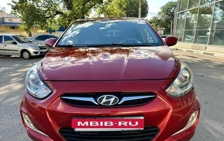 Hyundai Solaris II рестайлинг, 2011 год, 599 000 рублей, 8 фотография