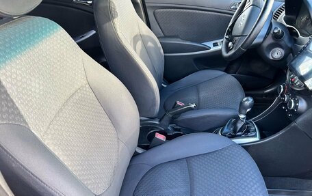 Hyundai Solaris II рестайлинг, 2011 год, 599 000 рублей, 18 фотография