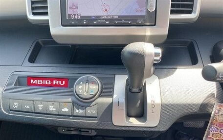 Honda Freed I, 2016 год, 738 000 рублей, 14 фотография