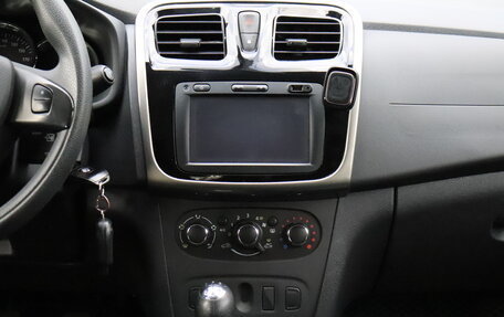 Renault Sandero II рестайлинг, 2016 год, 847 000 рублей, 15 фотография