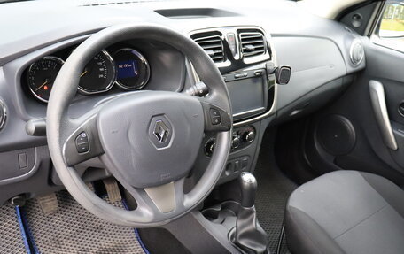 Renault Sandero II рестайлинг, 2016 год, 847 000 рублей, 12 фотография