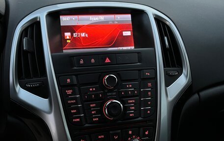 Opel Astra J, 2013 год, 935 000 рублей, 14 фотография