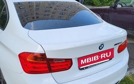 BMW 3 серия, 2012 год, 2 000 000 рублей, 21 фотография