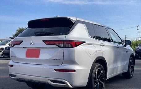 Mitsubishi Outlander, 2022 год, 2 433 000 рублей, 6 фотография