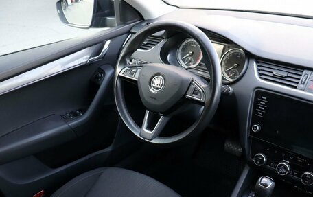 Skoda Octavia, 2017 год, 1 500 000 рублей, 14 фотография