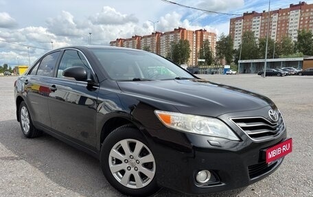 Toyota Camry, 2011 год, 1 550 000 рублей, 1 фотография