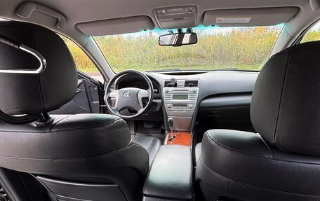 Toyota Camry, 2011 год, 1 550 000 рублей, 14 фотография