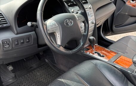 Toyota Camry, 2011 год, 1 550 000 рублей, 10 фотография