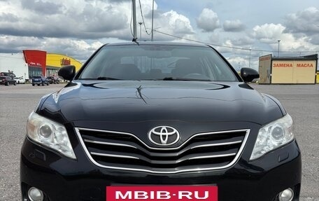 Toyota Camry, 2011 год, 1 550 000 рублей, 3 фотография