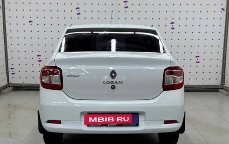 Renault Logan II, 2017 год, 700 000 рублей, 6 фотография