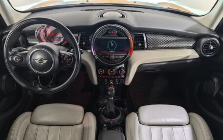 MINI Hatch, 2016 год, 1 899 000 рублей, 11 фотография