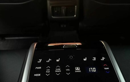 Toyota Camry, 2020 год, 3 830 000 рублей, 16 фотография