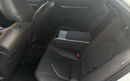 Toyota Camry, 2020 год, 3 830 000 рублей, 15 фотография