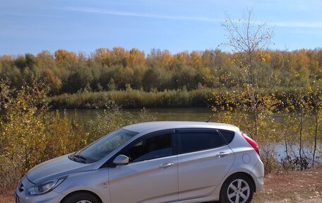 Hyundai Solaris II рестайлинг, 2012 год, 730 000 рублей, 15 фотография