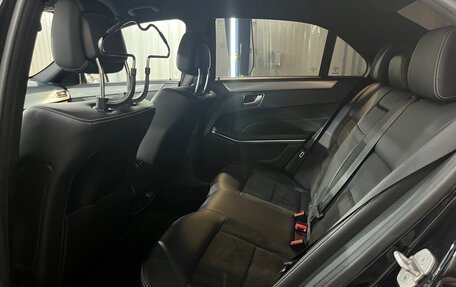 Mercedes-Benz E-Класс, 2015 год, 2 150 000 рублей, 14 фотография