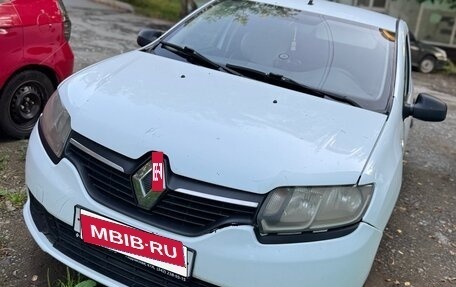 Renault Logan II, 2018 год, 370 000 рублей, 2 фотография
