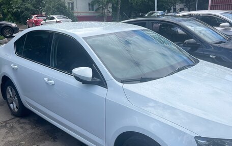 Skoda Octavia, 2018 год, 1 300 000 рублей, 2 фотография