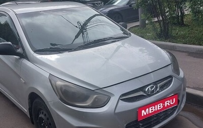 Hyundai Solaris II рестайлинг, 2013 год, 375 000 рублей, 1 фотография