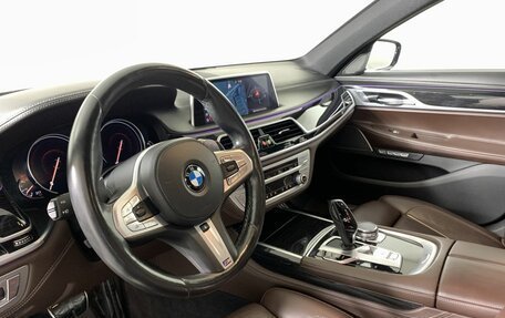 BMW 7 серия, 2018 год, 3 995 000 рублей, 11 фотография