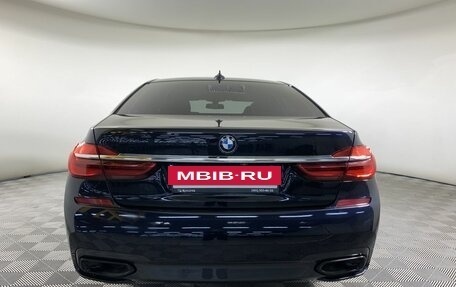 BMW 7 серия, 2018 год, 3 995 000 рублей, 6 фотография