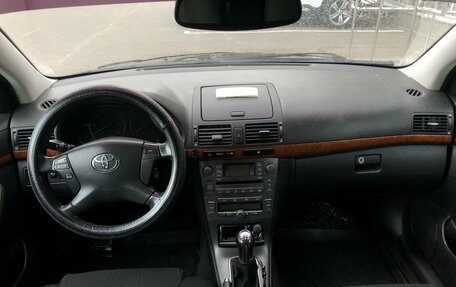 Toyota Avensis III рестайлинг, 2007 год, 690 000 рублей, 10 фотография
