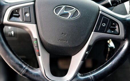 Hyundai Solaris II рестайлинг, 2016 год, 1 200 000 рублей, 8 фотография