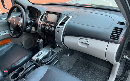 Mitsubishi Pajero Sport II рестайлинг, 2011 год, 1 349 000 рублей, 25 фотография