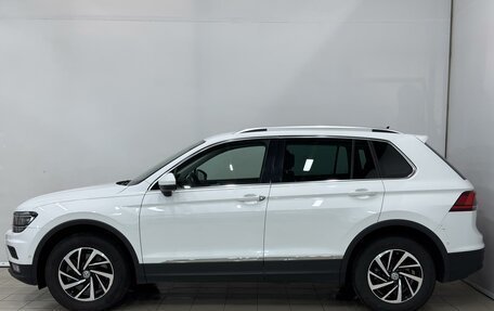 Volkswagen Tiguan II, 2018 год, 2 889 000 рублей, 3 фотография
