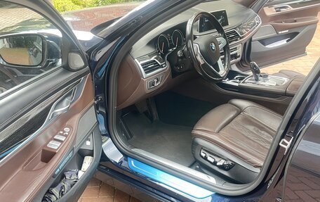 BMW 7 серия, 2017 год, 3 600 000 рублей, 9 фотография