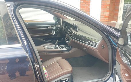 BMW 7 серия, 2017 год, 3 600 000 рублей, 10 фотография