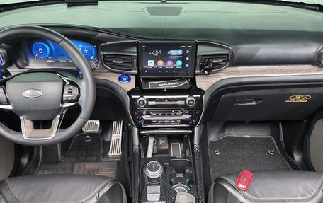 Ford Explorer VI, 2021 год, 3 600 000 рублей, 5 фотография