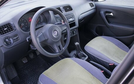 Volkswagen Polo VI (EU Market), 2011 год, 445 000 рублей, 10 фотография