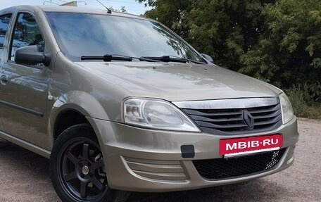 Renault Logan I, 2010 год, 355 000 рублей, 2 фотография
