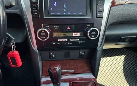 Toyota Camry, 2014 год, 1 700 000 рублей, 8 фотография