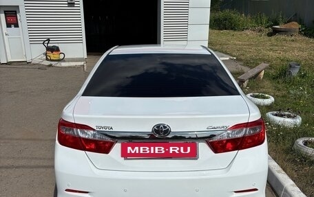 Toyota Camry, 2014 год, 1 700 000 рублей, 3 фотография