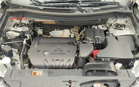 Mitsubishi Outlander III рестайлинг 3, 2022 год, 2 650 000 рублей, 11 фотография