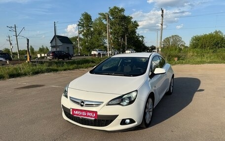 Opel Astra J, 2012 год, 670 000 рублей, 2 фотография