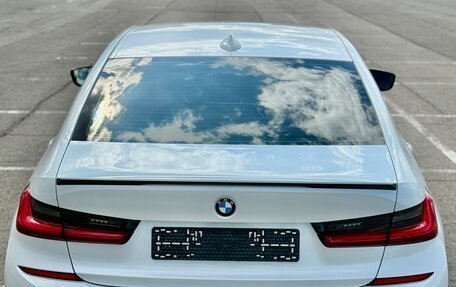 BMW 3 серия, 2019 год, 4 250 000 рублей, 3 фотография