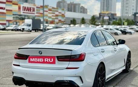 BMW 3 серия, 2019 год, 4 250 000 рублей, 9 фотография