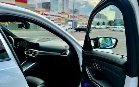 BMW 3 серия, 2019 год, 4 250 000 рублей, 22 фотография
