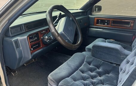 Cadillac Fleetwood I, 1986 год, 1 500 000 рублей, 16 фотография