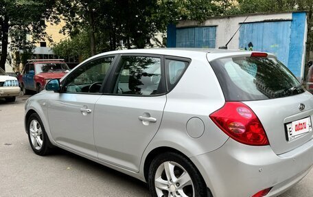 KIA cee'd I рестайлинг, 2009 год, 590 000 рублей, 12 фотография