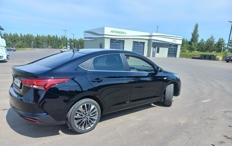 Hyundai Solaris II рестайлинг, 2021 год, 1 630 000 рублей, 3 фотография