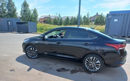 Hyundai Solaris II рестайлинг, 2021 год, 1 630 000 рублей, 6 фотография